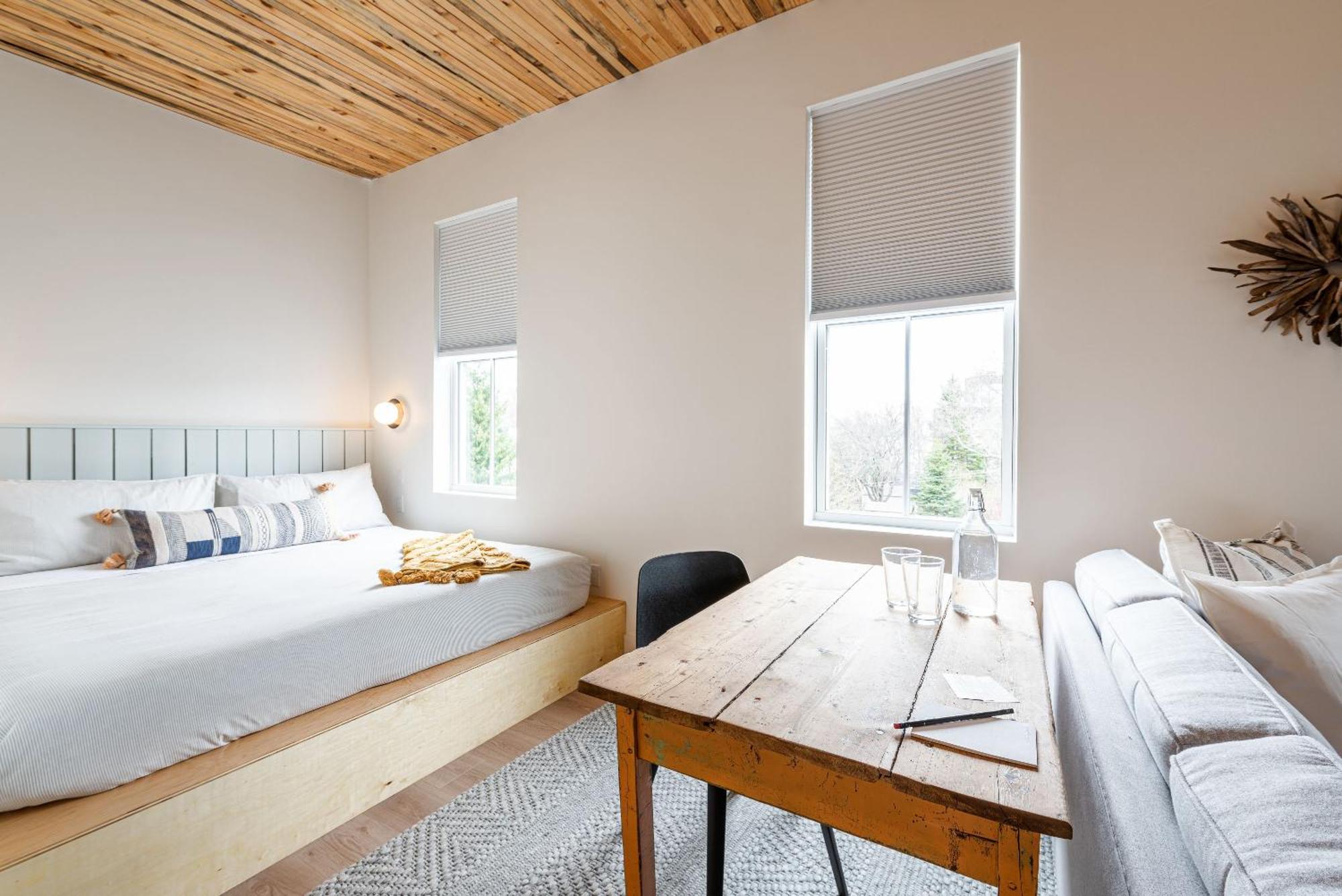 Brewery Park Hotel Halifax Bagian luar foto